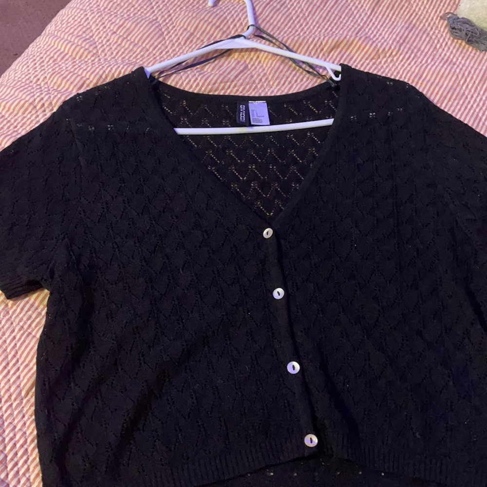 black H&M shirt